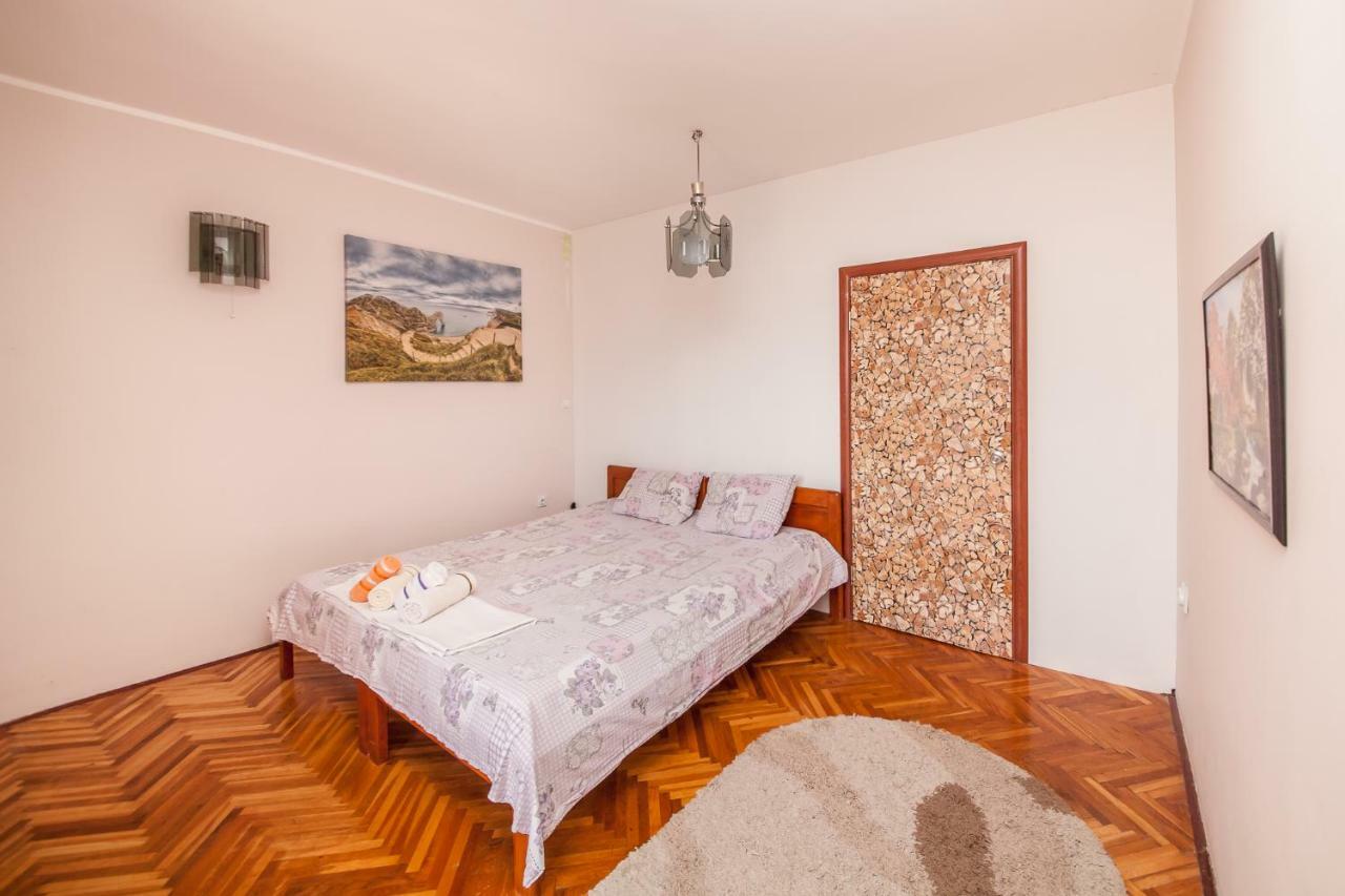 Alex Guesthouse Kotor Extérieur photo
